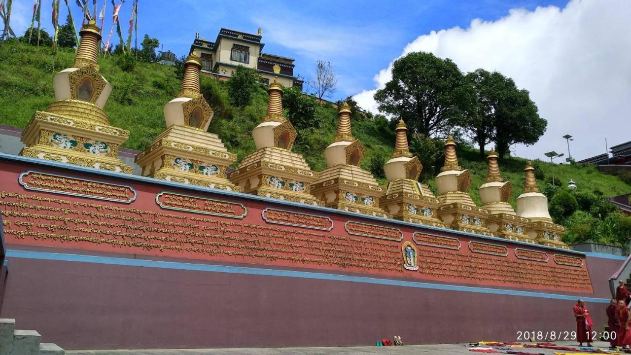 Rishop Tibet Homestay المظهر الخارجي الصورة
