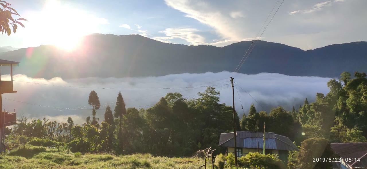 Rishop Tibet Homestay المظهر الخارجي الصورة
