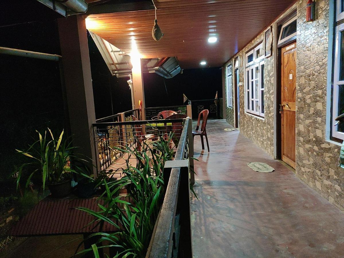 Rishop Tibet Homestay المظهر الخارجي الصورة